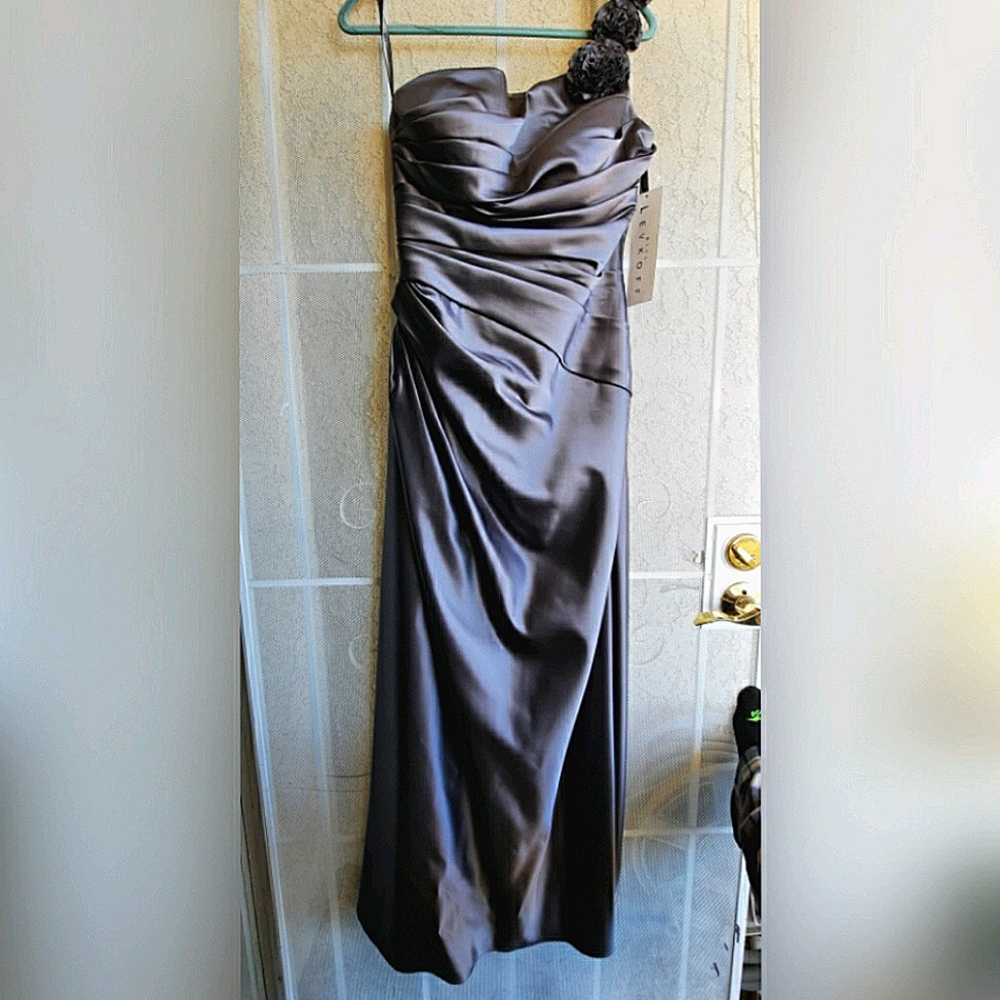 Bill Kevkoff Gown